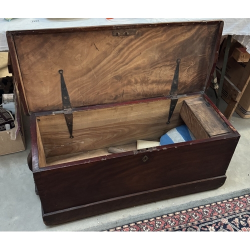 1656 - A large Victorian pine blanket box with internal candle box