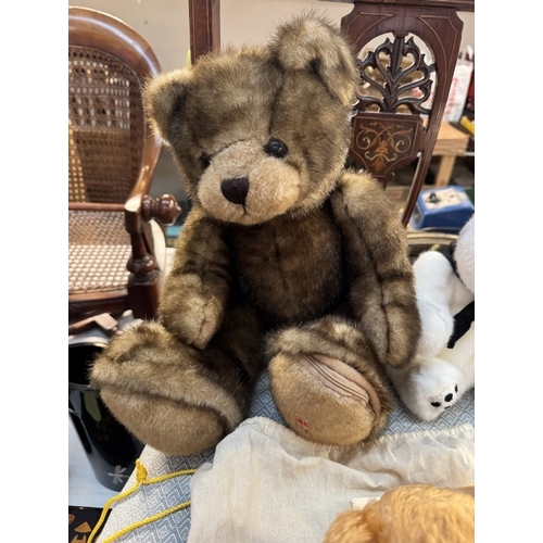 1659 - A Danbury Mint Centenary Steiff Bear & 2 other Bears