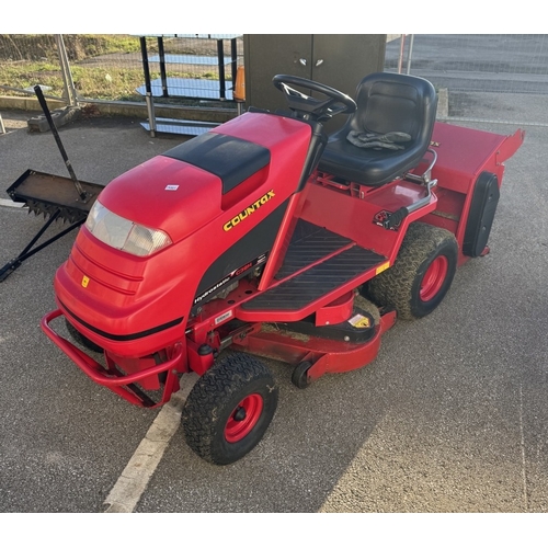 1520C - A Countax C38H ride on mower / tractor with attachments.