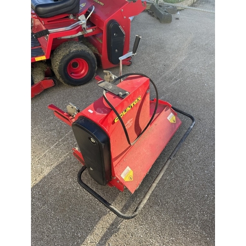 1520C - A Countax C38H ride on mower / tractor with attachments.