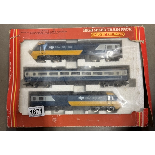 1671 - A Hornby R332 high speed train pack