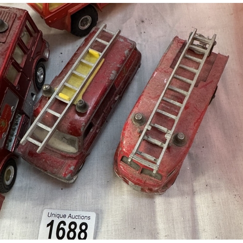 1688 - A boxed Dinky 269 Ford Transit police van & other emergency vehicles