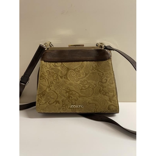 785 - An 'Abbacino' handbag with embossed pattern