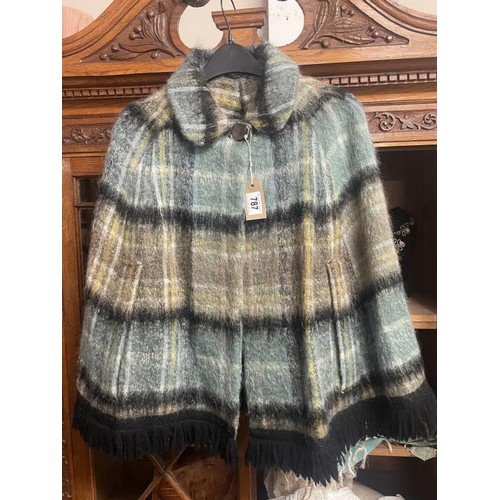 787 - A vintage green check wool cape