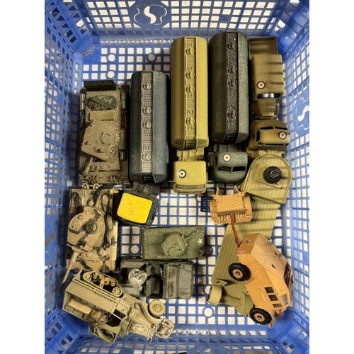 1714 - 2 trays of Corgi military vehicles