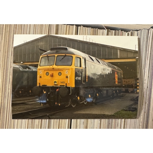 1723 - A collection of mainly UK railway photo's & slides (with copyright) A a quantity of railway slides (... 