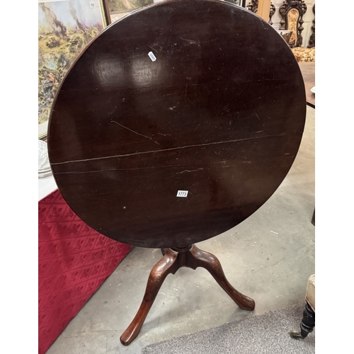 1773 - A Victorian mahogany tip up tripod table