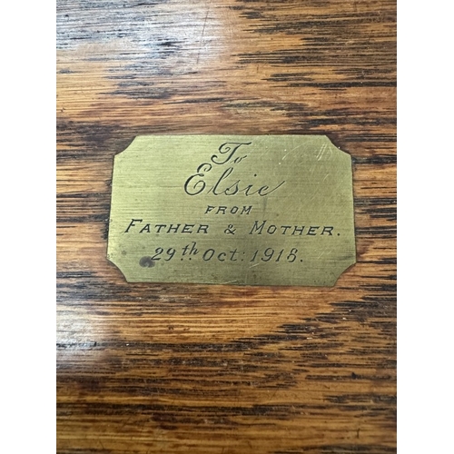 1790 - An Edwardian oak canteen of cutlery empty box with brass plaque, dated 1918