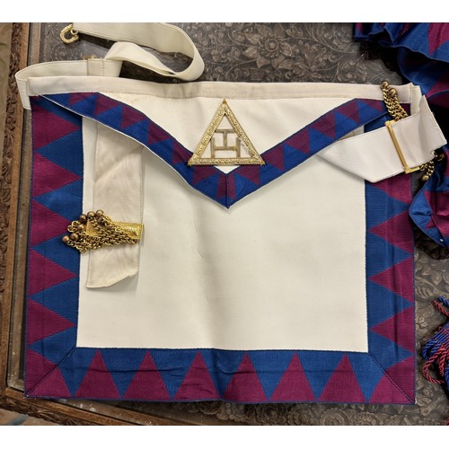 1824 - Knight templars cloaks (Connection Linc Large badge) with model ship & masonic aprons