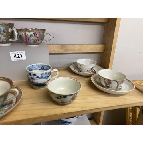 421 - A good lot of Chinese porcelain & pottery including cups, saucers, bowls etc