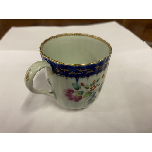 725 - A circa 1780 early Worcester porcelain fluted coffee cup, A lovely first period Worcester fluted por... 