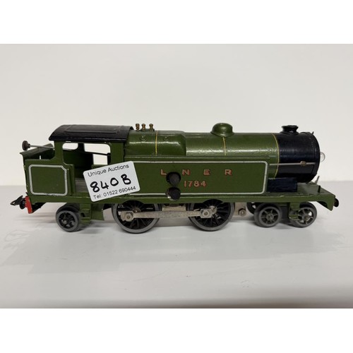 840B - Hornby 0 Gauge LNER 3 rail Locomotive 
Untested