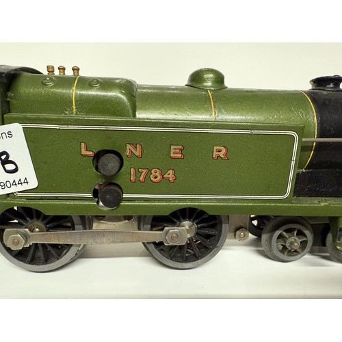 840B - Hornby 0 Gauge LNER 3 rail Locomotive 
Untested