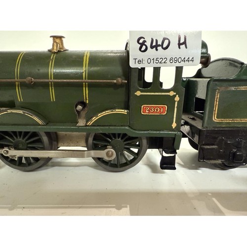 840H - A Hornby 0 Gauge 3 rail Great Western Locomotive and Tender