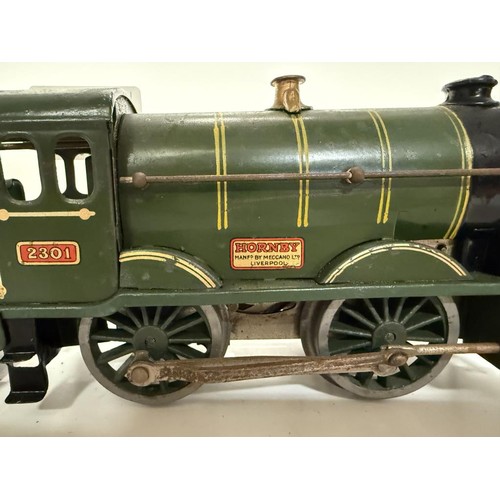 840H - A Hornby 0 Gauge 3 rail Great Western Locomotive and Tender