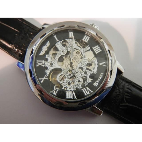 523 - A good Gent's Winner automatic wrist watch,.