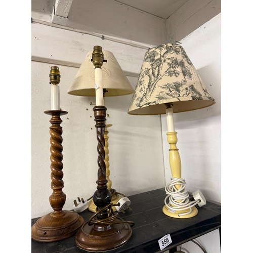 556 - 4 Turned wooden table lamps