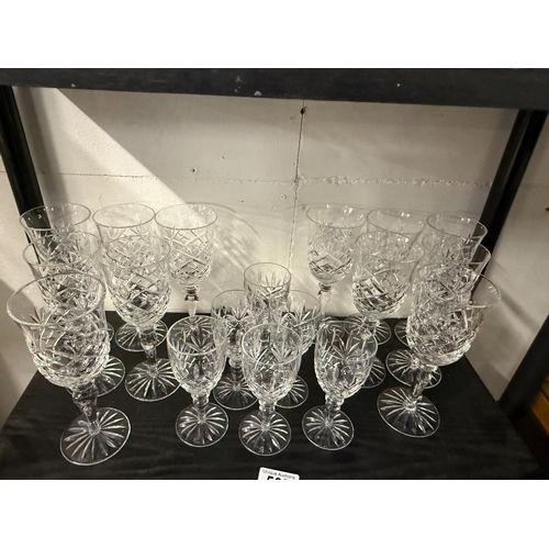 565 - 5 x Sets of 6 crystal wine glasses & other glasses