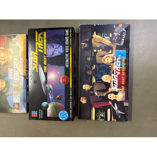 589 - 4 Star Trek board games