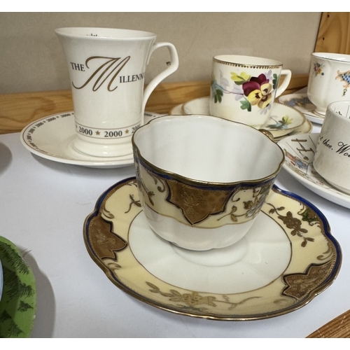 727 - A quantity of cups, saucers & trios