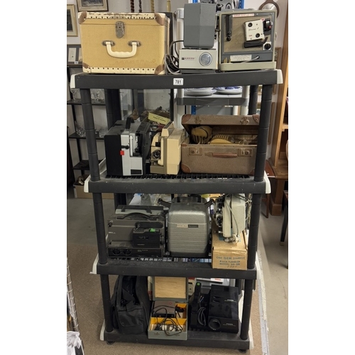 781 - A quantity of vintage projectors (4 shelves)