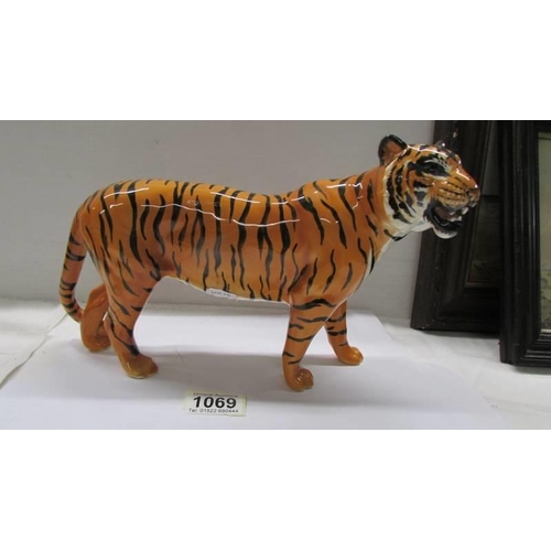 1069 - A Beswick Tiger.