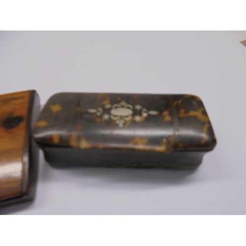 1084 - A tortoise shell snuff box and a rosewood inlaid card case.