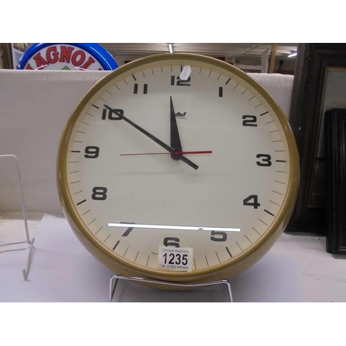 1235 - A Smith's wall clock.