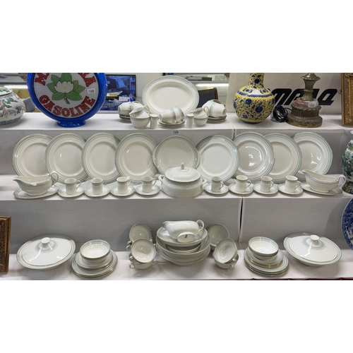 1354 - A large collection of Royal Doulton Berkshire china