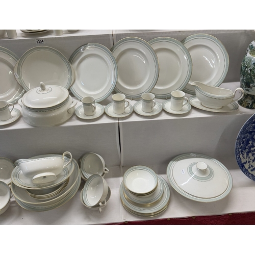 1354 - A large collection of Royal Doulton Berkshire china