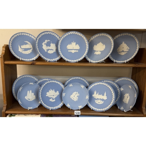 1238 - A collection of 25 Wedgwood Christmas plates 1969-1988-1991, 1997,1995-1997 & other Wedgwood items