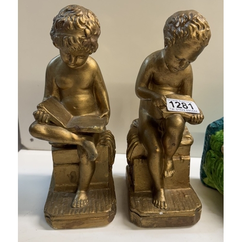 1281 - A pair of vintage Corbels (Wall brackets) & A pair of 1930s bookend cherubs reading books