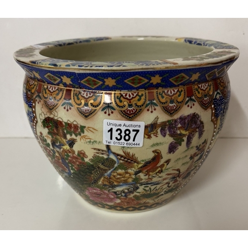 1387 - A large Chinese fish bowl planter