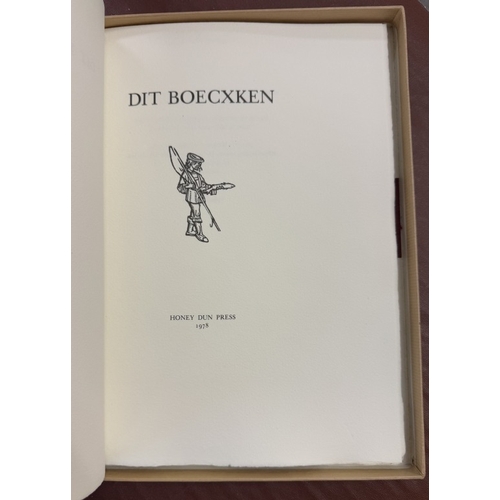 1346 - Dit Boecxken Honey Dun Press 1978 in box