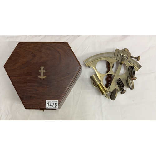 1476 - A brass sextant in teak box