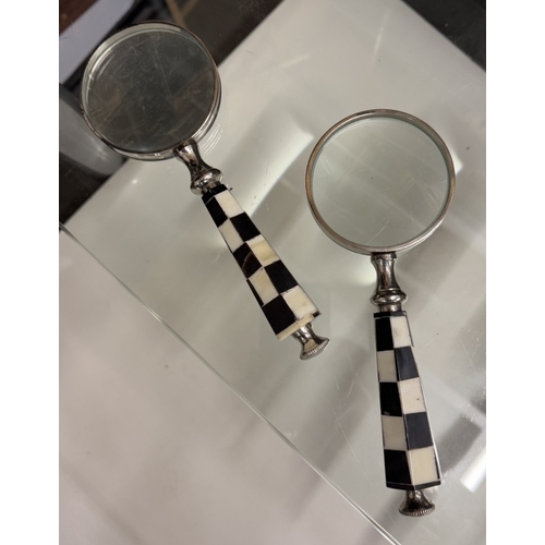 1505 - 6 Magnifying glasses