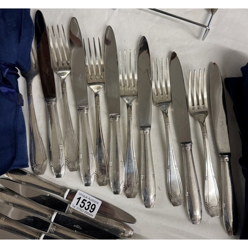 1539 - 24 Pieces of art deco Orbrille cutlery including 6 knives, 6 forks, 6 spoons & 6 butter knives