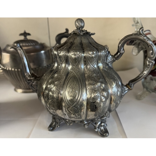 1564 - 3 vintage silver plate teapots