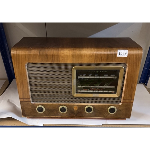 1569 - A vintage ECKO valve radio