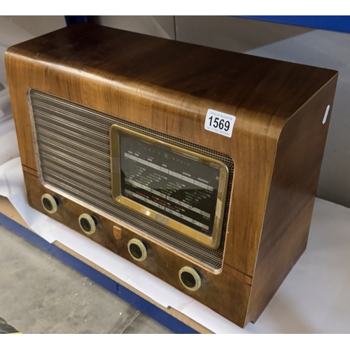 1569 - A vintage ECKO valve radio