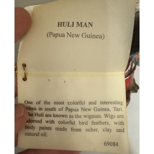 1516 - A figure Tribes of the world 'Huli Man' (Papa New Guinea)