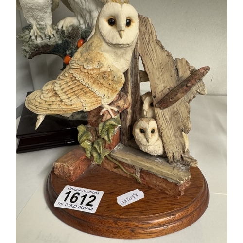 1612 - A Border Fine Arts owl family figure & 1 other