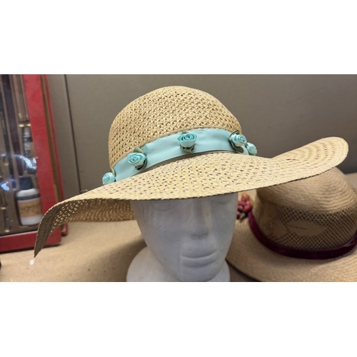 1805 - 3 Ladies Rafia summer hats