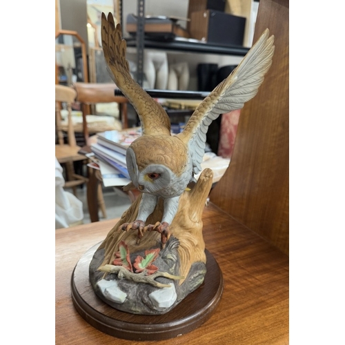 1920 - A H Country artist robin on trowel & 2 owl figures