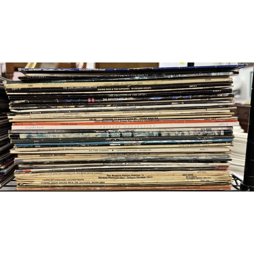 1677 - A good lot of LP's including Queen, Marillion, Dire Straits & Rod Stewart etc.