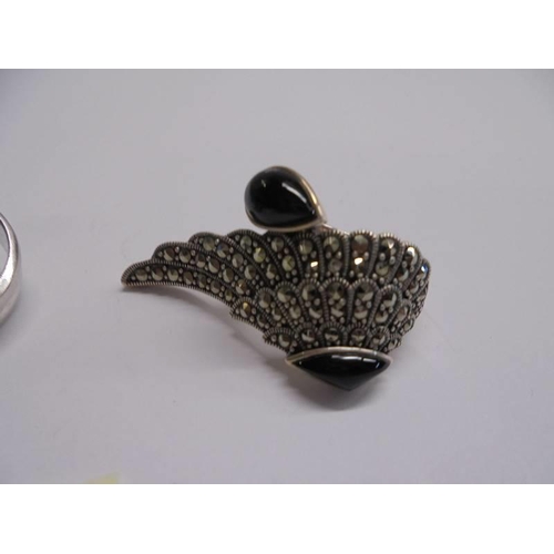 1045 - A silver snake ring, a silver kingfisher ring and a silver marcasite ring.