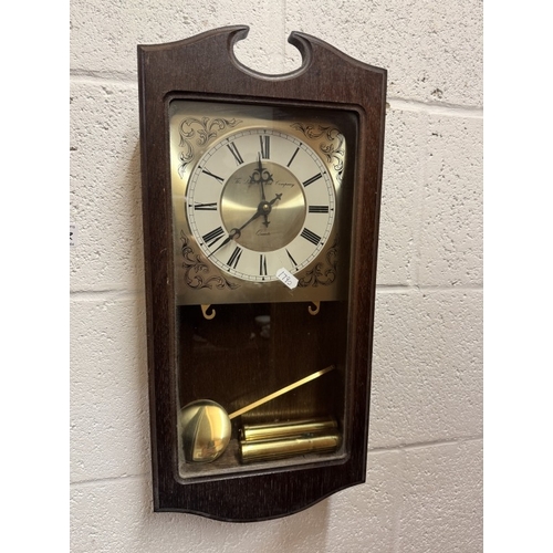 1740R - 2 Modern wall clocks