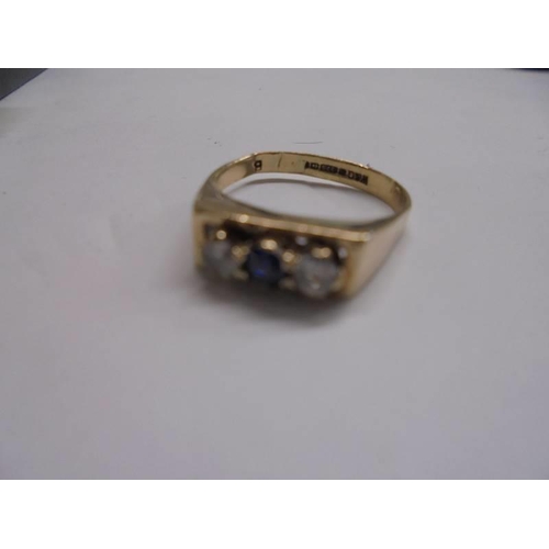 1131 - A vintage blue/white stone set ring in 9ct gold, Birmingham hall mark, size M, 2.1 grams.