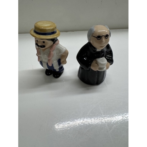 1255 - A quantity of Wade figures including Key Collectables etc