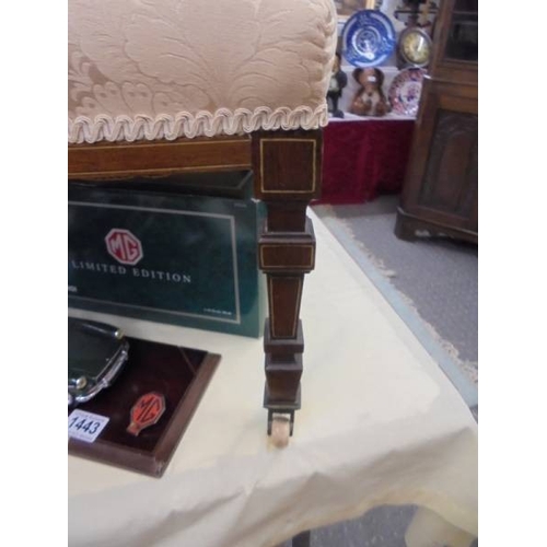 1442 - A good Edwardian inlaid bedroom chair.